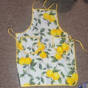 Citrus Delight Apron with Sunny Yellow Accents Farm House